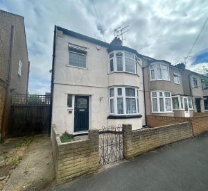 Kensington Road, Romford