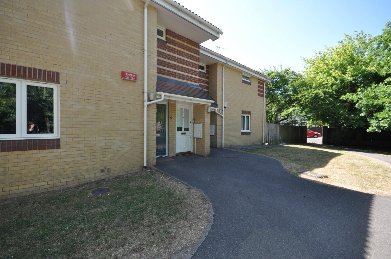 Mellish Way Hornchurch Essex 
           2 Bedroom Flat