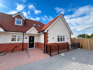Jensen Close, Hornchurch